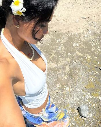 Joleen diaz image