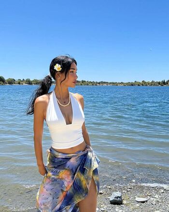 Joleen diaz image