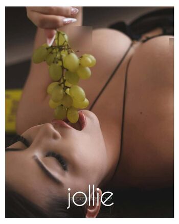 Jollie magazine image