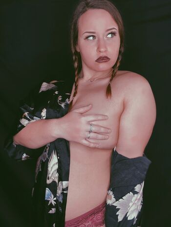 Jordynne grace image