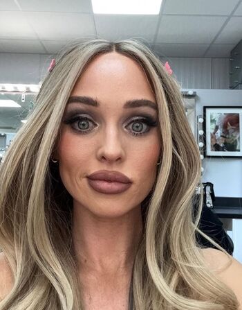 Jorgie porter image