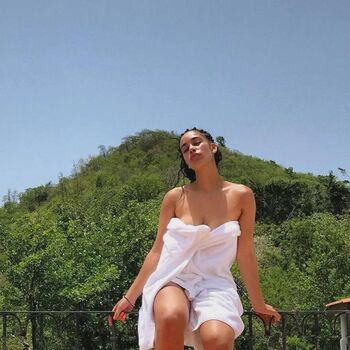 Jorja smith image