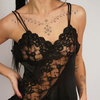 Josieee hamilton image