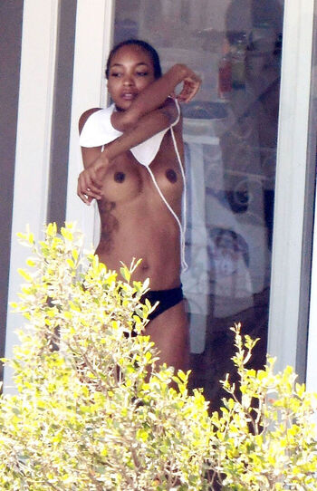 Jourdan dunn image