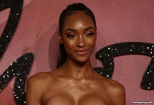 Jourdan dunn image