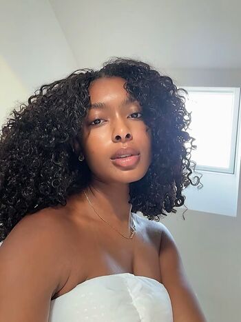 Jourdan riane image