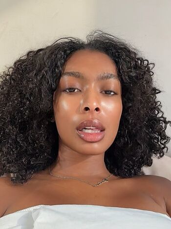 Jourdan riane image