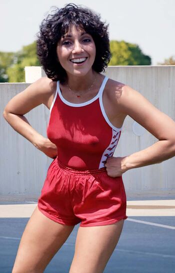 Joyce DeWitt