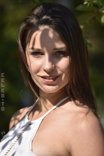 Jule rombey image