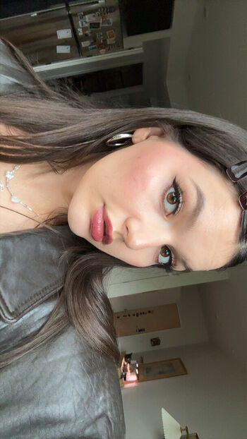 Jules asmr image