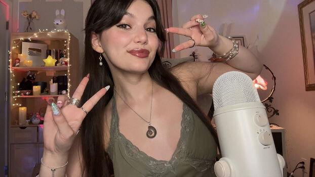 Jules asmr image