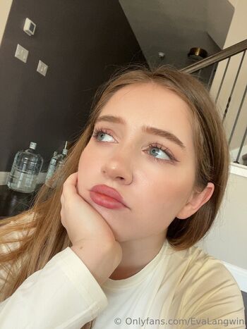 Julesbjorn Eva Langwin