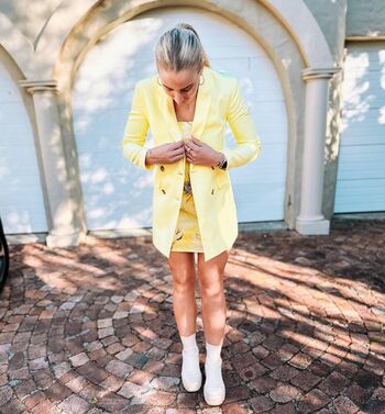 Juli kleinhans image