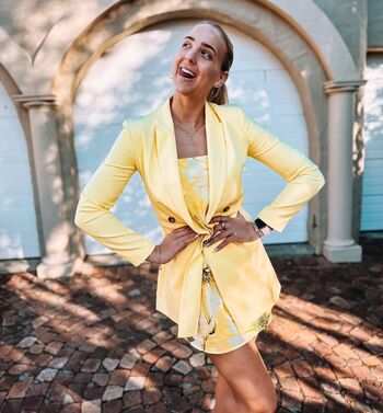 Juli kleinhans image