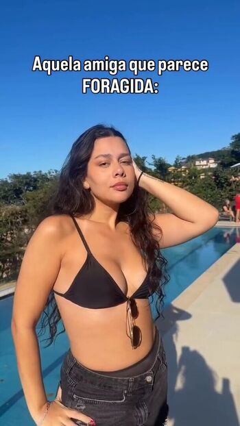 Julia alvarengaa image
