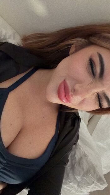 Julia bayonetta 1 page 2 image