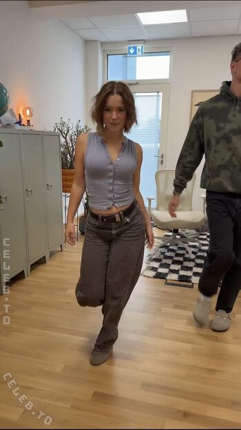 Julia beautx image