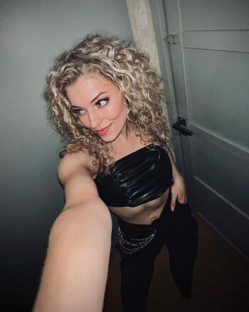 Julia boschman image