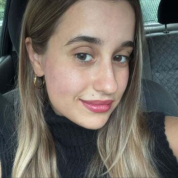 Julia gomez image