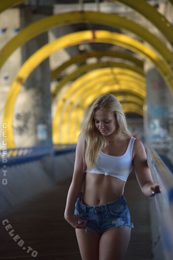 Julia haas image