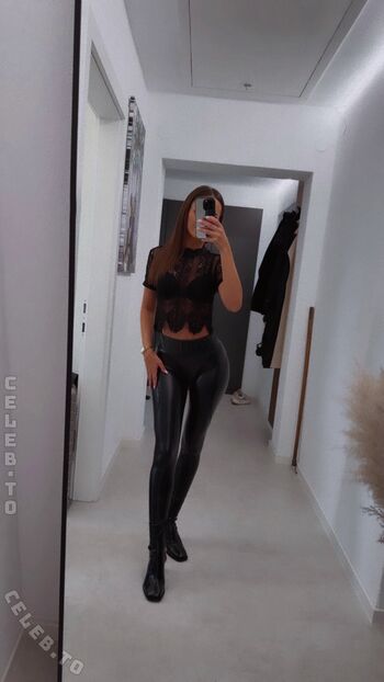 Julia hofer image