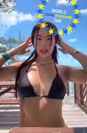 Julia laurenx image