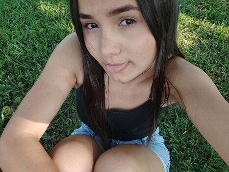 Julia nascimento image