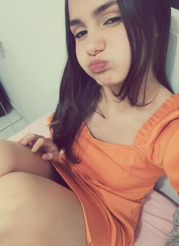 Julia nascimento image