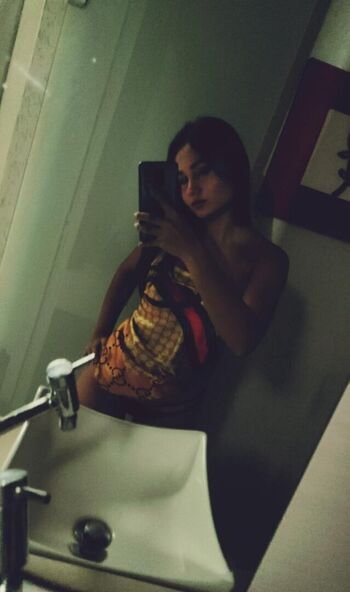 Julia nascimento image