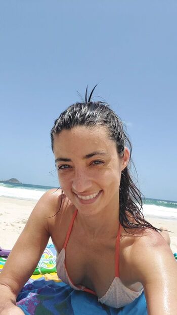 Julia oristanio image