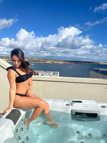 Julia paiva image