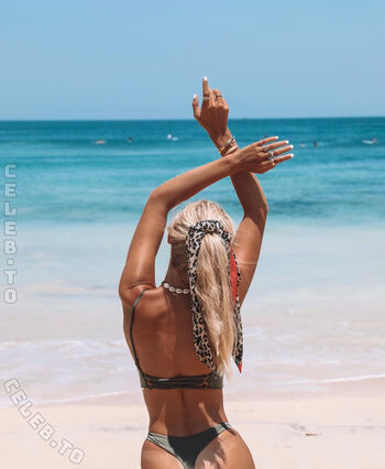 Julia schacht image