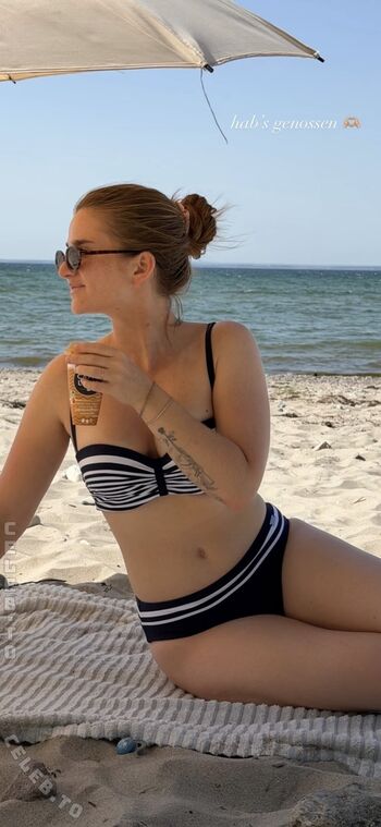 Julia schulze image