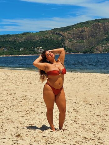 Julia Souza