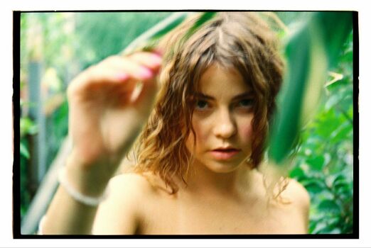 Julia timoro page 3 image