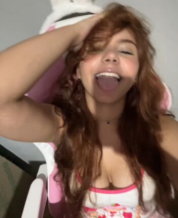 Juliamacedo s2 image