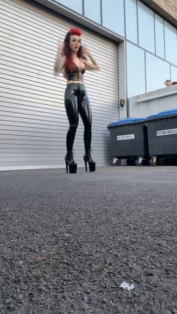 Juliane krauss image