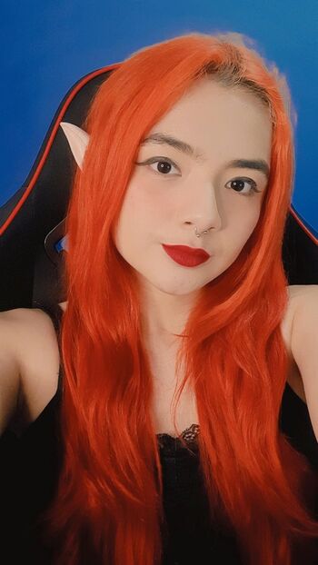 Julianne darlen image