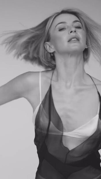 Julianne hough page 4 image