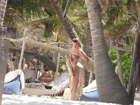 Julianne hough image