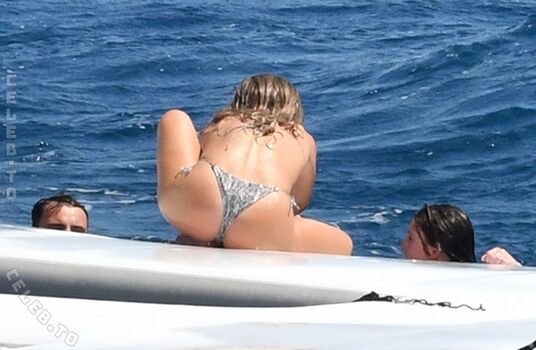 Julianne hough page 3 image
