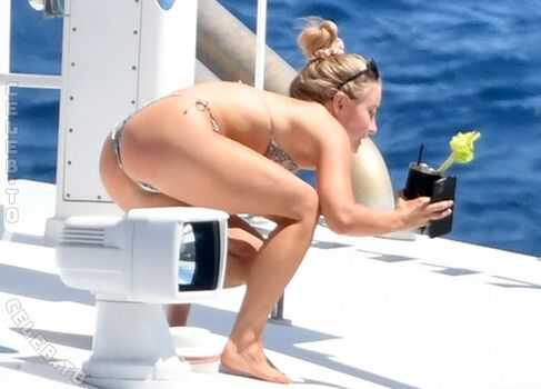 Julianne hough page 3 image