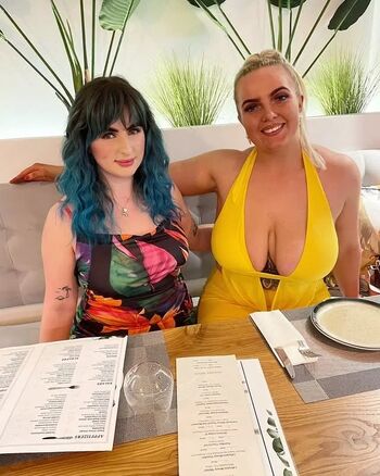 Julie donaldson image