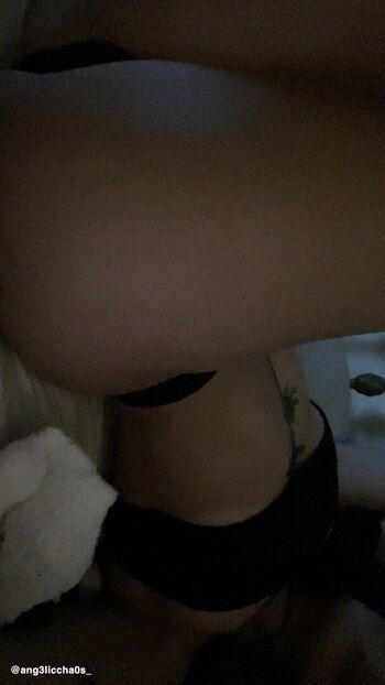 Juliesanerr image