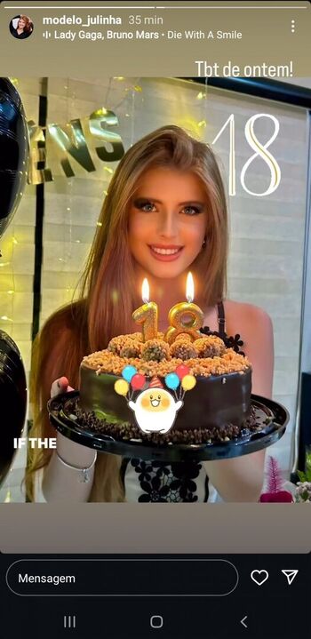 Julinha Modelo