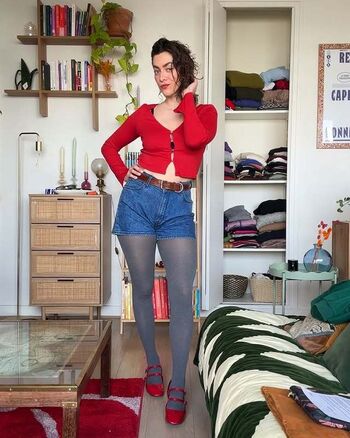 Justine lossa image