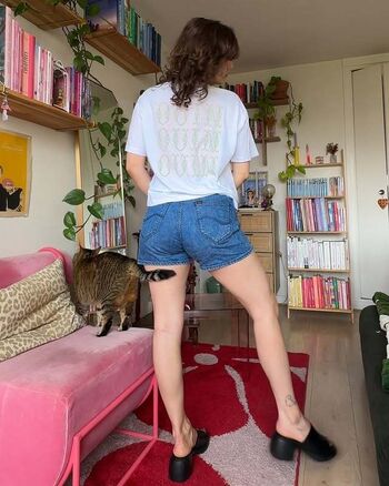 Justine lossa image