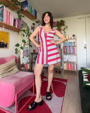 Justine lossa image