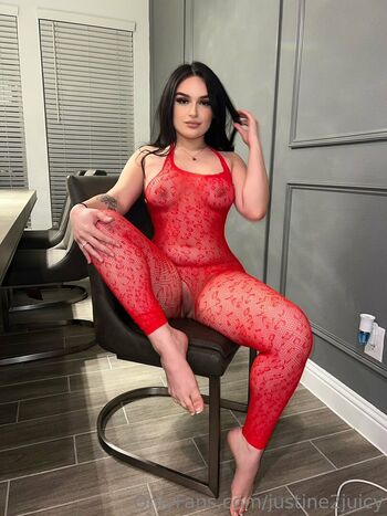 Justine nessa image