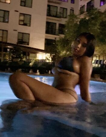 Justleilani image